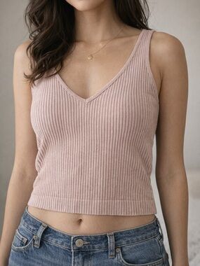 Aura dusty pink crop ribbed top
